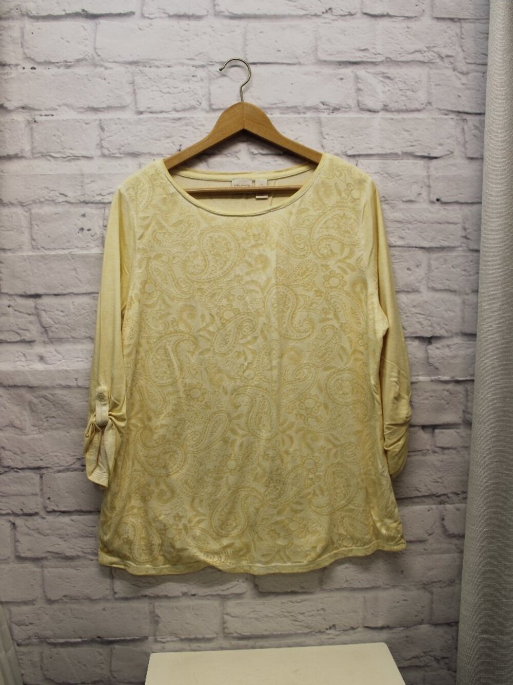 Chico's Size 2 Large Yellow Paisley Print Overlay Roll Tab Sleeve Blouse